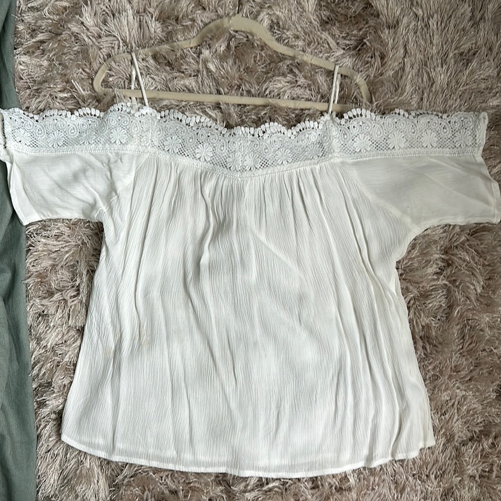 Lace cold shoulder top